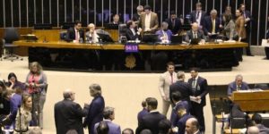 Câmara aprova urgência em regra de benefício tributário