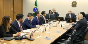 Moraes restabelece aumento de IOF, mas barra cobrança sobre risco sacado