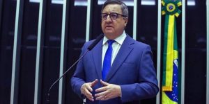 Câmara aprova projeto que proíbe cobrança para sindicatos na folha de aposentados do INSS
